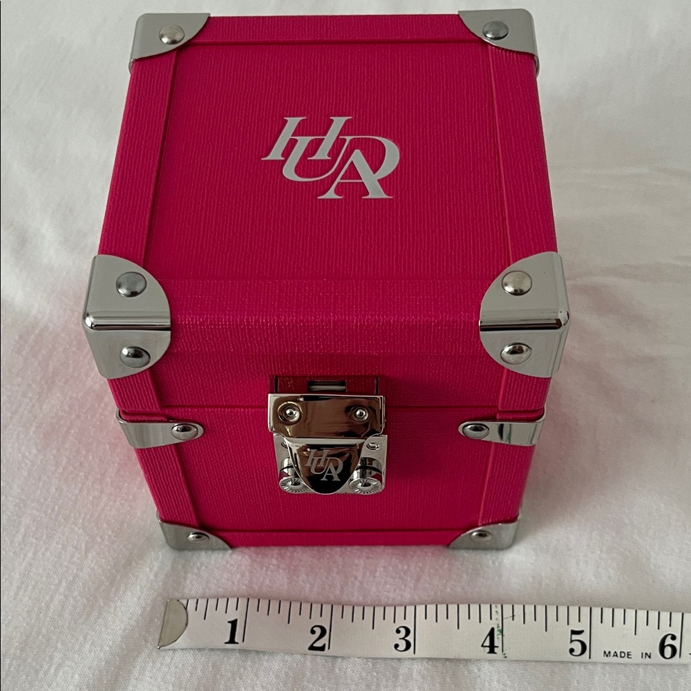 HUDA BEAUTY Hot Pink Mini Cosmetic Trunk - Picture 10 of 12